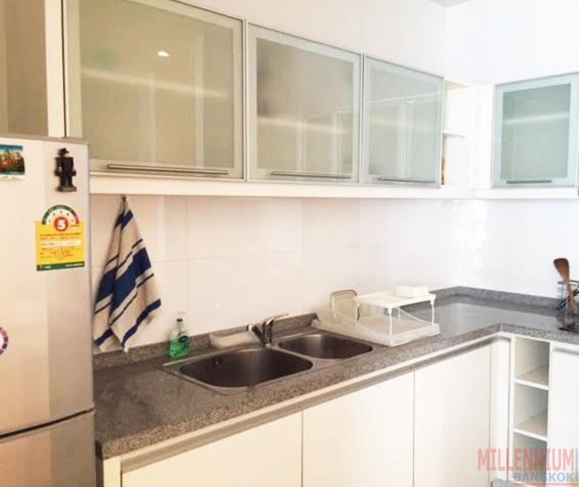 2 BEDROOM APARTMENT Millennium Residence Bangkok Luxury Condos